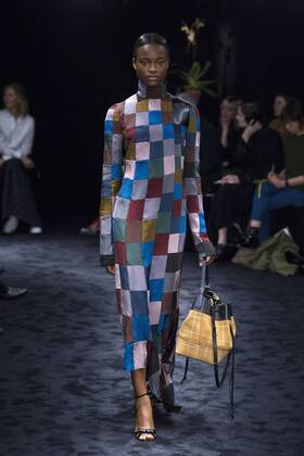 216044 Marineau Starface 2017-03-02 Paris France Paris Fashion Week. Defile PAP Automne-hiver 2017. LOEWE. Loewe , autumn-winter 2017 Paris, France Editorial use only  Copyright: xMarineaux STAR_216044_010