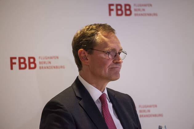 Regierende Bürgemeister Michael Müller auf der Pressekonferenz vom FBB am 06.03.2017 in Berlin Regierende Bürgemeister Michael Müller auf der Pressekonferenz vom FBB am 06.03.2017 in Berlin