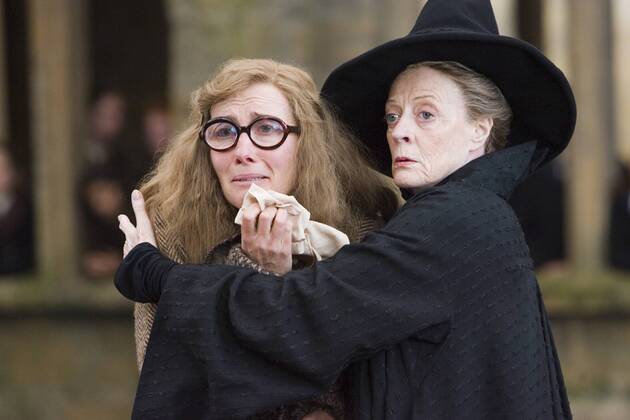 Warner Brothers Pictures Presents Harry Potter and the Order of the Phoenix Emma Thompson, Maggie Smith © 2007 Warner Bros. Entertainment Inc. - Harry Potter Publishing Rights © J. K. R. Photo by Murray Close  Copyright: xMurrayxClosex 30292_031