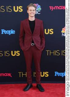 September 26, 2017 - Hollywood, CA, U.S. - 26 September 2017 - Hollywood, California - Logan Shroyer. This Is Us Season 2 Premiere held at Neuehouse Hollywood in Hollywood. Photo Credit: AdMedia Hollywood U.S. - ZUMAa123 20170926_zaa_a123_069 Copyright: xBirdiexThompsonx