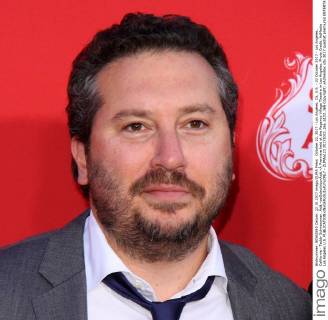 October 22, 2017 - Los Angeles, CA, U.S. - 22 October 2017 - Los Angeles, California - Teddy Schwarzman. â€oeSuburbicon†Premiere held at the Regency Village Theatre in Los Angeles. Photo Credit: AdMedia Los Angeles U.S. - ZUMAa123 20171022_zaa_a123_366 Copyright: xAdmediax
