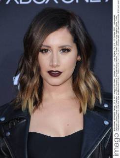October 22, 2017 - Los Angeles, CA, U.S. - 22 October 2017 - Los Angeles, California - Ashley Tisdale. AMC Celebrates the 100th Episode of The Walking Dead held at The Greek Theater in Los Angeles. Photo Credit: AdMedia Los Angeles U.S. - ZUMAa123 20171022_zaa_a123_376 Copyright: xBirdiexThompsonx