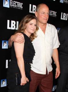 October 25, 2017 - Los Angeles, CA, U.S. - 24 October 2017 - Los Angeles, California - Jennifer Jason Leigh and Woody Harrelson. Ã¢â‚¬oeLBJÃ¢â‚¬Â World Premiere held at ArcLight Hollywood in Los Angeles. Photo Credit: AdMedia Los Angeles U.S. - ZUMAa123 20171025_zaa_a123_020 Copyright: xAdmediax