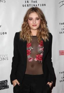 SANTA MONICA CA OCTOBER 24 Willow Shields at Premiere Of The Journey Is The Destination At The Laemmle Monica Film Center in Santa Monica California on October 24 2017 Copyright: xFayexSadoux