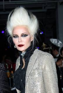October 28, 2017 - New York, N.Y, USA - DAPHNE GUINNESS attends the Naked Heart Foundation amfAR event.Skylight Clarkson North, NYC.October 28, 2017.Photos by , Globe Photos Inc. New York USA - ZUMAms4_ 20171028_zaa_ms4_012 Copyright: xSoniaxMoskowitzx
