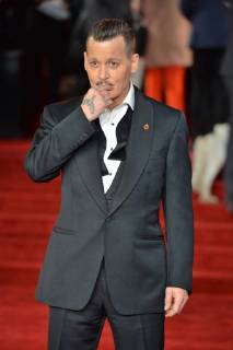 November 2, 2017 - London, London, UK - London, UK. JOHNNY DEPP attends the World Film premiere of Murder On The Orient Express London UK - ZUMAl94_ 20171102_zaf_l94_080 Copyright: xRayxTangx