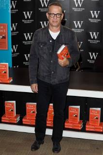 November 2, 2017 - London, London, UK - London, UK. Academy Award winning American actor TOM HANKSÂ signs copies of his first book, Uncommon Type: Some Stories, a collection of 17 short stories focusing around the theme of typewriters at Waterstone s Piccadilly. London UK - ZUMAl94_ 20171102_zaf_l94_029 Copyright: xRayxTangx