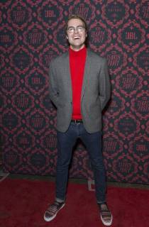 Search Party Staffelpremiere in New York USA: TBS premiere season 2 Search Jeffery Self attends season 2 premiere of Search Party at Public New York New York United States Public  LevxRadin