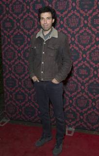 Search Party Staffelpremiere in New York USA: TBS premiere season 2 Search Alex Karpovsky attends season 2 premiere of Search Party at Public New York New York United States Public  LevxRadin