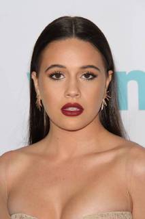 Bea Miller at the Premiere of Lionsgate s Wonder held at the Regency Village Theatre in Westwood, CA, November 11, 2017.  Copyright: xJosephxMartinezx 33477_027JM