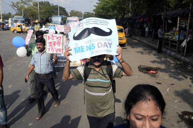 Kolkata: International Men’s Day observe Men hold awareness poster at the rally in Kolkata. Activist of men rights organization take participate in rally to create awareness about men right on the occasion of International Men s Day on November 19, 2017 on Kolkata. International Men s Day observe annually on November 19 to focus men health, improving gender relations, promoting gender equality, and highlighting male role models. Kolkata West Bengal India Kolkoata  SaikatxPaul