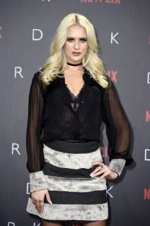 Sarah Knappik at the Premiere the NETFLIX Series Dark in Cinema in Zoo Palace Berlin 20 11 2017 Foto:xF.xKernx xFuturexImage