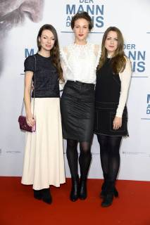 Juliet Hartmann Natalia Belitski Alice Dwyer at the public premiere from the Man out the Ice in Zoo Palace in Berlin at 21 11 2017