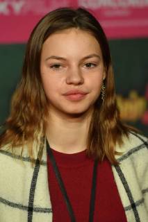 Paula DONATH actress single image single image portrait portrait world premiere BURG SCHRECKENSTEIN Red Carpet Red Carpet on 03 12 2017