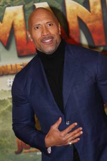 Dwayne Johnson CELEBRITES : Avant Premiere Jumanji Bienvenue dans la jungle - Paris - 05 12 2017 MichaelBaucher Panoramic 