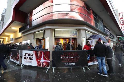 affiche du film star wars les derniers jedi NEWS: Avant premiere Star Wars Les derniers Jedi au Grand Rex - Paris - 13 12 2017 CleaCastel Panoramic