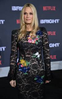 Actress Molly Sims attends the premiere of the sci-fi motion picture thriller Bright at the Regency Village Theatre in the Westwood section of Los Angeles on December 13, 2017. Storyline: Set in a world where mystical creatures live side by side with humans. A human cop is forced to work with an Orc to find a weapon everyone is prepared to kill for.  LAP2017121368 JIMxRUYMEN