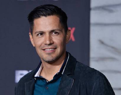 Cast member Jay Hernandez attends the premiere of the sci-fi motion picture thriller Bright at the Regency Village Theatre in the Westwood section of Los Angeles on December 13, 2017. Storyline: Set in a world where mystical creatures live side by side with humans. A human cop is forced to work with an Orc to find a weapon everyone is prepared to kill for.  LAP2017121391 JIMxRUYMEN