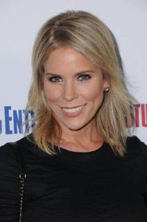 December 14, 2017 - Beverly Hills, CA, U.S. - 14 December 2017 - Beverly Hills, California - Cheryl Hines. Hostiles Los Angeles Premiere held at Samuel Goldwyn Theater in Beverly Hills. Photo Credit: AdMedia Beverly Hills U.S. - ZUMAa123 20171214_zaa_a123_058 Copyright: xBirdiexThompsonx