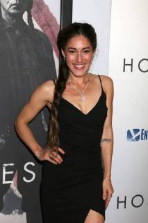 LOS ANGELES - DEC 14: Q orianka Kilcher at the Hostiles Premiere at Samuel Goldwyn Theater, The Academy of Motion Picture Arts and Sciences on December 14, 2017 in Beverly Hills, CA Copyright: xKathyxHutchinsx xIPAx xHutchinsxPhotox