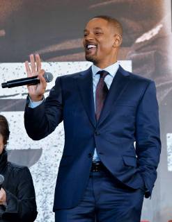 (L-R)Actor Will Smith attends the Japan premier for the film Bright in Tokyo, Japan on December 19, 2017.  TKP2017121914 KEIZOxMORI
