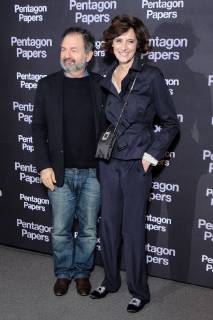 Premiere du film Pentagon papers a Paris. Premiere du film Pantagon Papers. Ines de la Fressange. Denis Olivennes. Premiere of the movie Pentagon papers in Paris. 223434 2018-01-13 Paris France de la Fressange, Inès; Olivennes, Denis  Copyright: xSergexArnalx xStarfacex STAR_223434_015