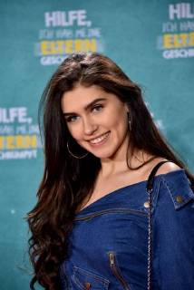 Youtuberin Ana Lisa Kohler posing on 14 01 2018 in Cologne at the premiere of the movie help I my parents shrunk 01 in German cinemas coming on 18