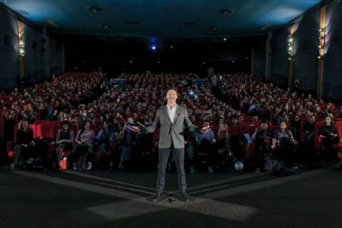 Première du film The Greatest Showman. Hugh Jackman. 223511 2018-01-17 Paris France  Copyright: xSergexArnalx xStarfacex STAR_223511_025