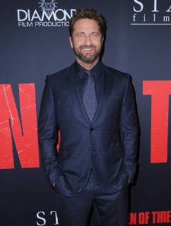 January 17, 2018 - Los Angeles, CA, U.S. - 17 January 2018 - Los Angeles, California - Gerard Butler. Den of Thieves Los Angeles Premiere held at Regal Cinemas LA Live. Photo Credit: Birdie Thompson AdMedia Los Angeles U.S. - ZUMAa123 20180117_zaa_a123_212 Copyright: xBirdiexThompsonAdmediax