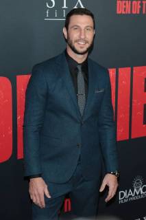 Pablo Schreiber at the den of thieves movie premiere on 17 01 2018 in Los Angeles the of thieves movie premiere in Los Angeles 2018