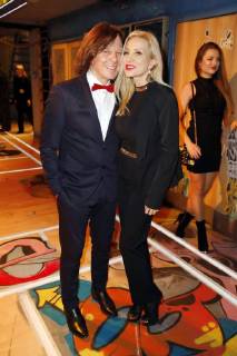 Jürgen Drews wife Ramona at the premiere of the musical Fack ju Goethe se Mjusicäl in the Werk7 Theatre Munich 21 01 2018 Foto:xS.xGabschx xFuturexImage