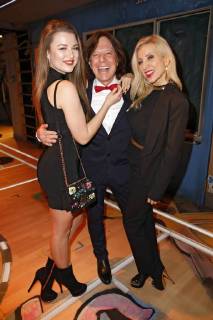 Jürgen Drews with daughter of Travis Drews and wife Ramona at the premiere of the musical Fack ju Goethe se Mjusicäl in the Werk7 Theatre Munich 21 01 2018 Foto:xS.xGabschx xFuturexImage