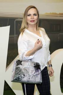 Regina Halmich at the premiere of the eighth season of Pastewka in international cinema Berlin 23 01 2018 Foto:xA.xBuggex xFuturexImage