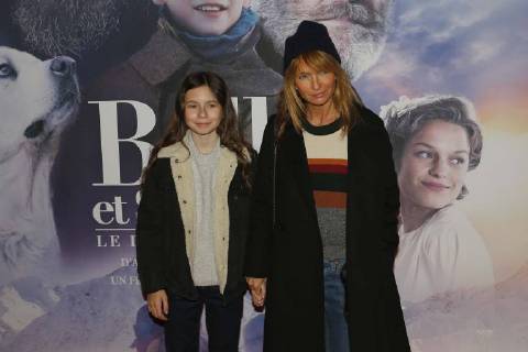 Axelle Laffont et sa fille CELEBRITES : Avant Premiere Belle et Sebastien 3 - Paris - 04 02 2018 MichaelBaucher Panoramic 