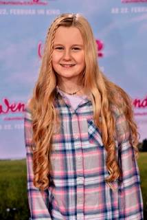 Mavie Noelle posing on 04 02 2018 in Cologne on the red carpet at the premiere of the cinema Wendy 2 friendship forever