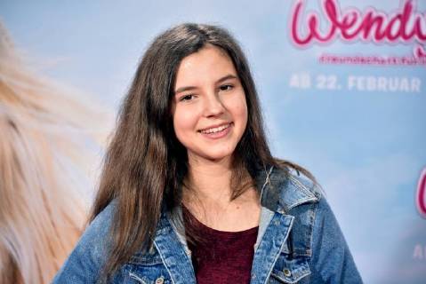 influencer Mia Mias horse world poses on 04 02 2018 in Cologne on the red carpet at the premiere of the cinema Wendy 2 friendship forever