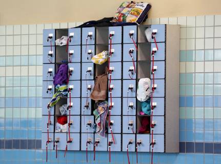 Swimming pool 05 02 18 Erfurt indoor swimming pool towel storage lockers