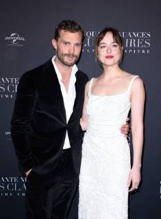 Fifty Shades of Grey 3 Premiere in Paris Jamie Dornan ( acteur ) - Dakota Johnson ( actrice ) lors du photocall pour l avant premiere du film 50 NUANCES PLUS CLAIRES a Paris CELEBRITES : Avant premiere du film 50 NUANCES PLUS CLAIRES - Paris - 06 02 2018 FedericoPestellini Panoramic 