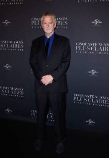 Fifty Shades of Grey 3 Premiere in Paris James Foley ( realisateur ) lors du photocall pour l avant premiere du film 50 NUANCES PLUS CLAIRES a Paris CELEBRITES : Avant premiere du film 50 NUANCES PLUS CLAIRES - Paris - 06 02 2018 FedericoPestellini Panoramic 