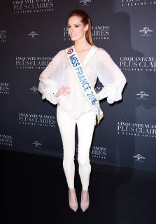 Fifty Shades of Grey 3 Premiere in Paris Maeva Coucke ( miss France 2018 ) lors du photocall pour l avant premiere du film 50 NUANCES PLUS CLAIRES a Paris CELEBRITES : Avant premiere du film 50 NUANCES PLUS CLAIRES - Paris - 06 02 2018 FedericoPestellini Panoramic