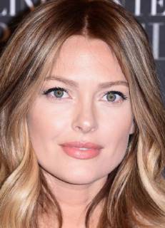 Fifty Shades of Grey 3 Premiere in Paris Caroline Receveur du photocall pour l avant premiere du film 50 NUANCES PLUS CLAIRES a Paris CELEBRITES : Avant premiere du film 50 NUANCES PLUS CLAIRES - Paris - 06 02 2018 FedericoPestellini Panoramic