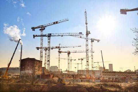 Residential real estate rental apartments condos new construction rental brake vacant social housing construction cranes are on the large plot of recorded on 6 February 2018 caution on this photo a filter is located in Heath Street in Berlin by the Image editing program Snapseed Berlin Germany Copyright: xKittyxKleist-HeinrichxTSPx