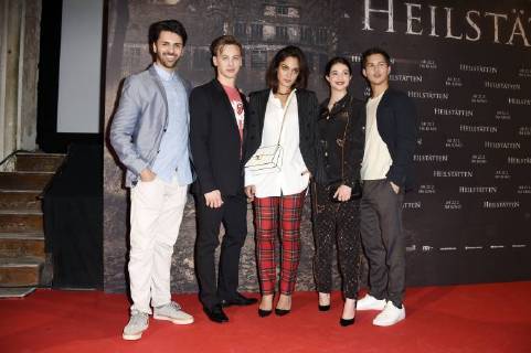 Davis Schulz Timmi Trinks Nilam Farooq Lisa Marie Koroll and Tim Oliver Schultz at the premiere of the movie health resorts in the former silent film cinema Delphi Berlin 07 02 2018 Foto:xF.xKernx xFuturexImage