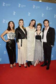 Lola Bessis Natalie Dormer Lily Sullivan Yael Stone and Harrison Gilbertson attending the picnic at hanging rock seasons 1 2 premiere during the 68th Berlin International Film Festival Berlinale 2018 at Zoo Palace on February 19 2018 in Berlin Germany Foto:xN.xKubelkax xFuturexImage