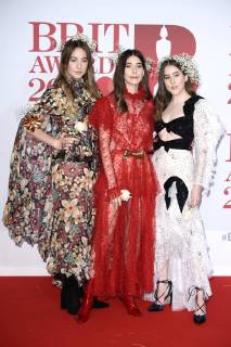 Haim at the BRIT Awards 2018 in the O2 Arena London 21 02 2018 Haim  Foto:xS.xVasx xFuturexImage