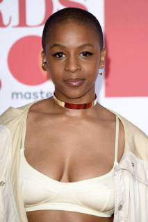 Julie Adenuga at the BRIT Awards 2018 at the O2 Arena London 21 02 2018 Julie Adenuga  Foto:xS.xVasx xFuturexImage