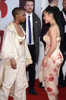Julie Adenuga and Jorja Smith at the BRIT Awards 2018 at the O2 Arena London 21 02 2018 Julie Adenuga Jorja Smith  Foto:xS.xVasx xFuturexImage