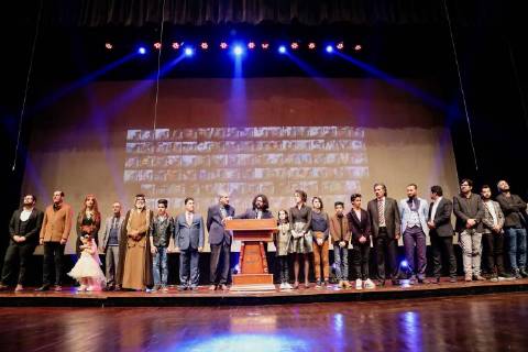 (180301) -- BADHDAD, March 1, 2018 -- Iraqi director Mohammad Darraji (C) speaks during the premiere ceremony of movie Journey in Baghdad, Iraq, on March 1, 2018. The movie tells a story about an Iraqi woman struggling under terrorism and sectarian violence. ) IRAQ-BADHDAD-MOVIE-JOURNEY-PREMIERE KhalilxDawood 