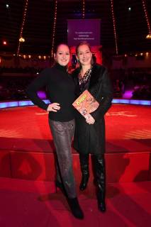 Lisa Seitz with daughter Luzie Premiere Circus Krone 3 Winter Program Manege Circus Kronebau Munich 01 03 2018