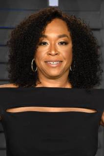 March 4, 2018 - Los Angeles, CA, U.S. - 04 March 2018 - Los Angeles, California - Shonda Rhimes. 2018 Vanity Fair Oscar Party following the 90th Academy Awards held at the Wallis Annenberg Center for the Performing Arts. Photo Credit: AdMedia Los Angeles U.S. - ZUMAa123 20180304_zaa_a123_086 Copyright: xBirdiexThompsonx